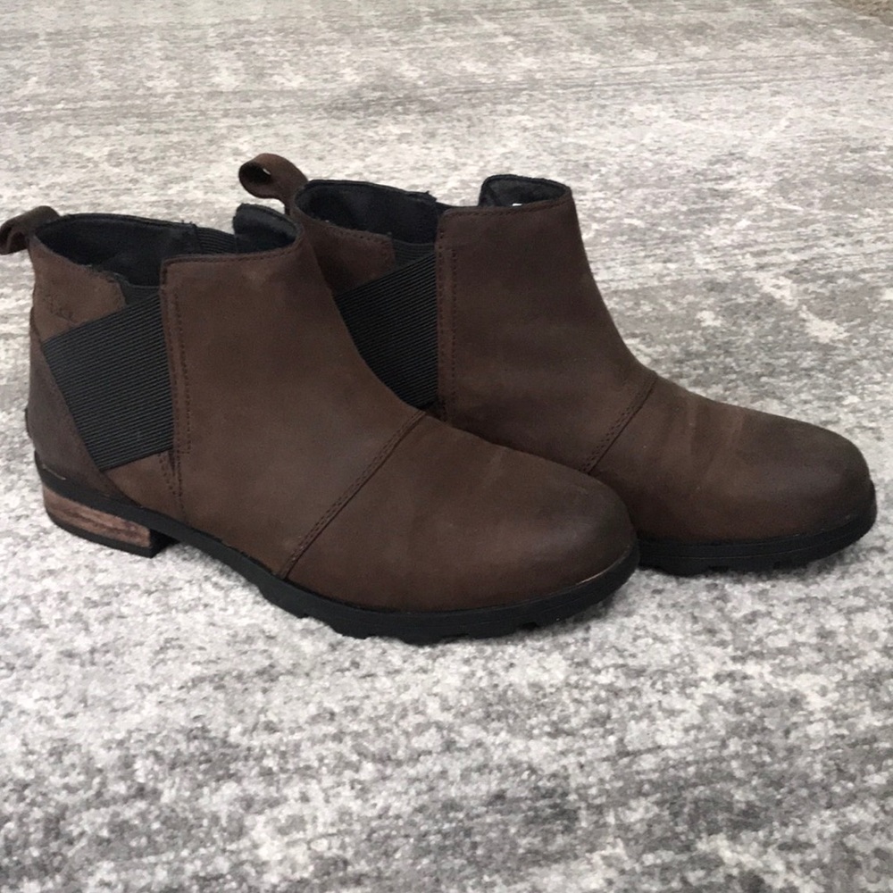 Women’s Sorel  Emelie ankle boots.